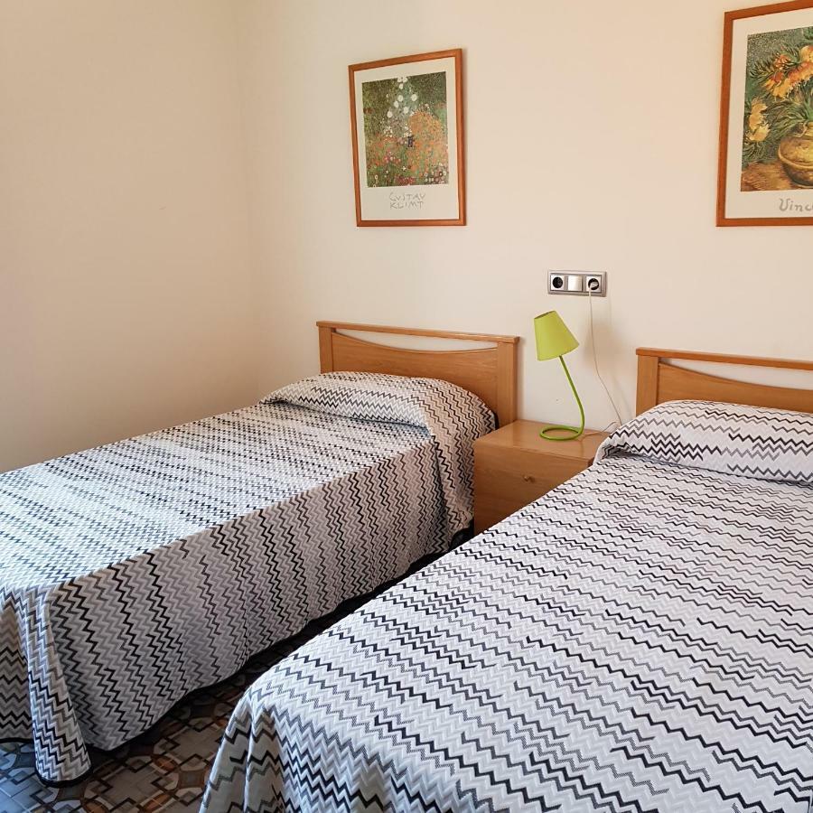 Apartamentos Nouvilas Portbou Kültér fotó